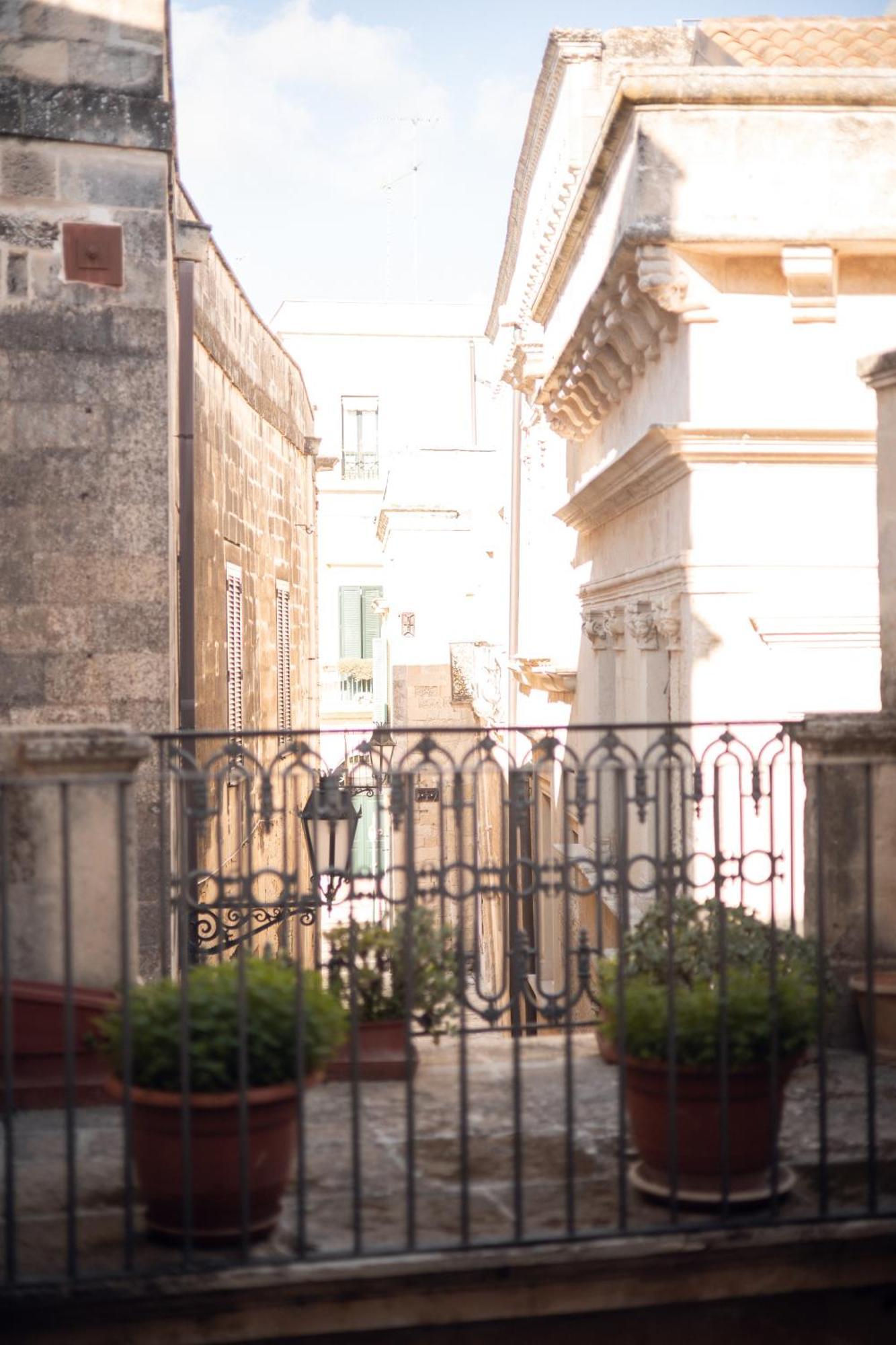 Victoria Apt - Historical Centre Lecce Bagian luar foto